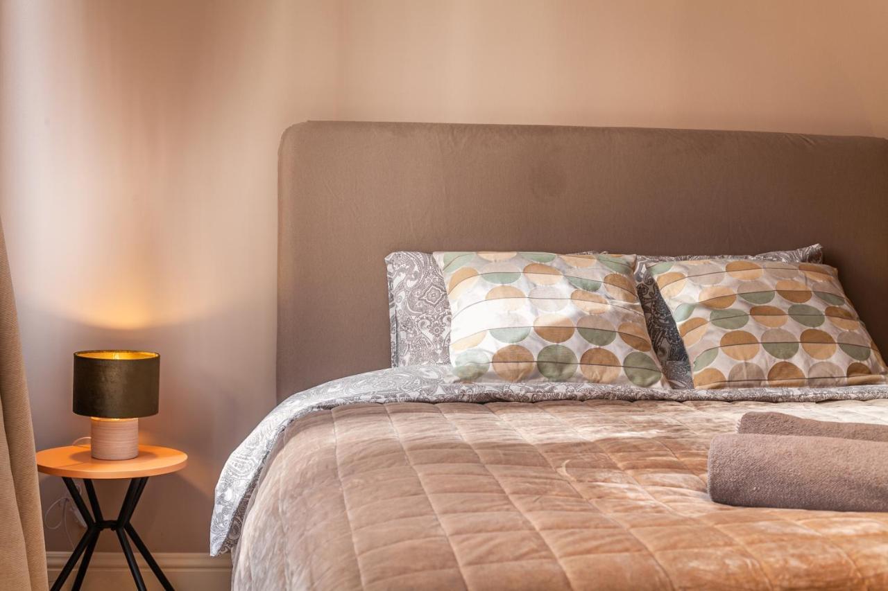Luxury Suites Boutique By Rikas Hotels Anvers Dış mekan fotoğraf